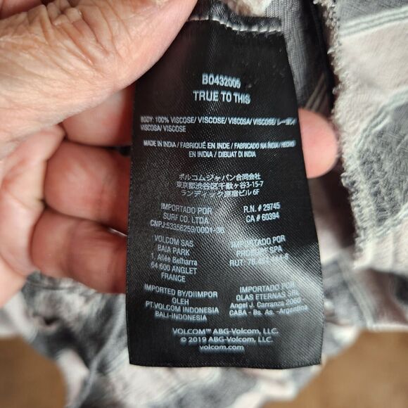 Volcom Womens Size Medium Coco Shorts Strappy Cami Set Striped Blue White - Picture 16 of 16